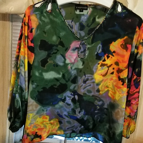 Rampage Beaded Blouse - Picture 5 of 8